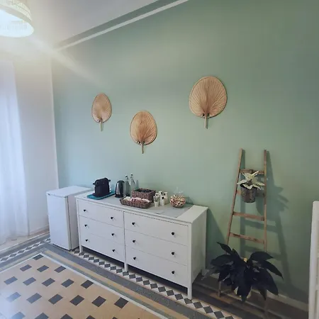 Ridi Che Ti Passa Casa de hóspedes Alassio