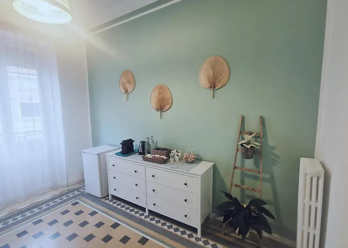 Ridi Che Ti Passa 게스트하우스 알라시오